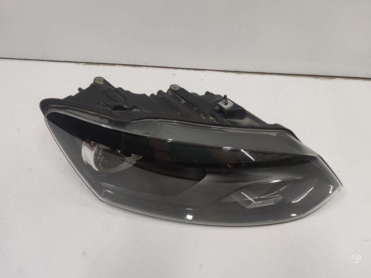 Volkswagen Polo žibintai