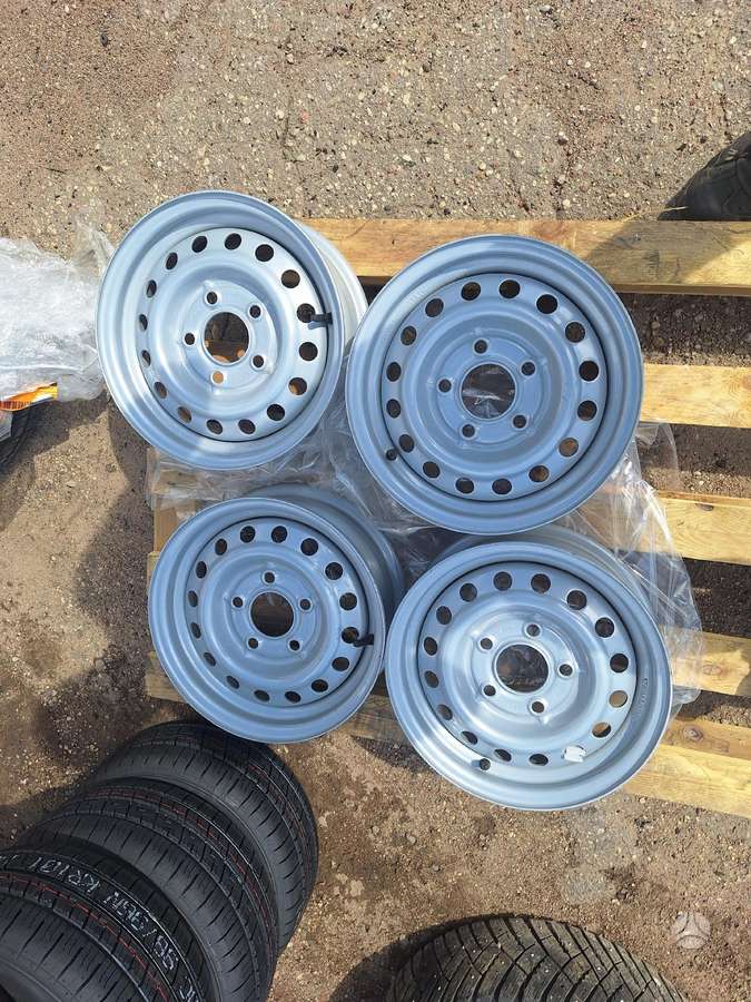 Sparco, стальные штампованные диски, R13