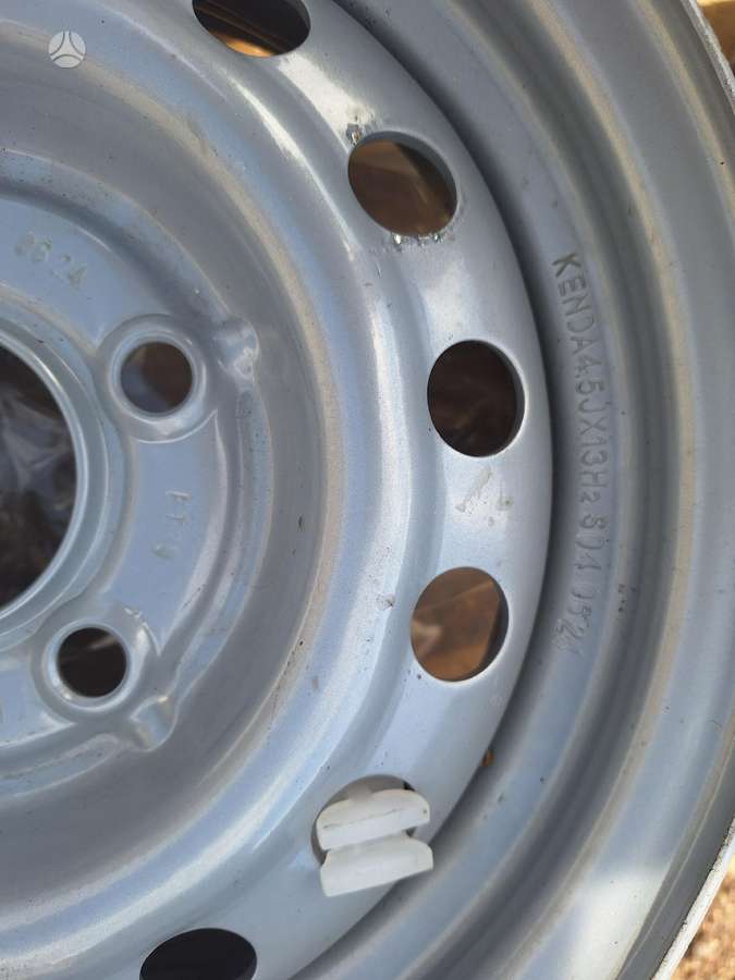 Sparco, tērauda apzīmogoti, R13
