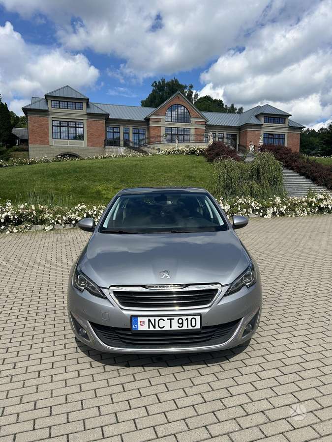 Peugeot 308, 1.6 l., hatchback