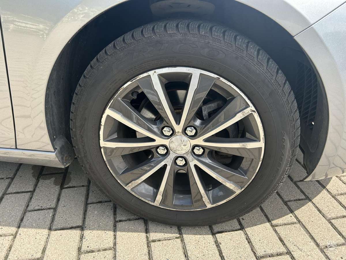 Peugeot 308, 1.6 l., hatchback