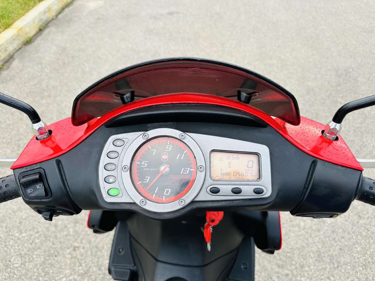 Gilera Runner 49cc, мотороллеры / мопеды
