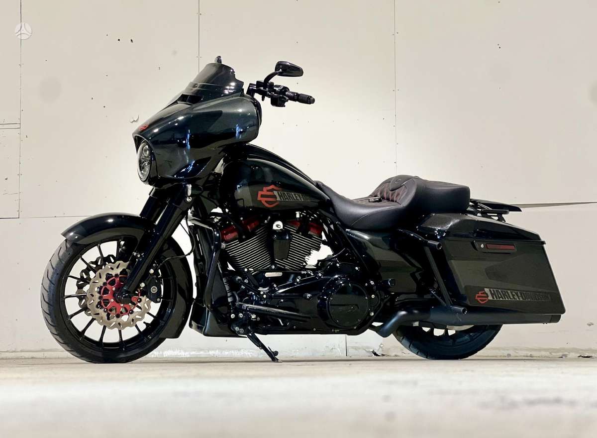 Harley-Davidson CVO 1923cc, choppers / cruisers / custom