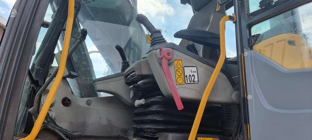 Volvo EC 210 C, excavator