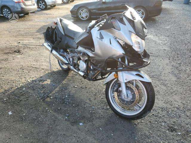 Honda NT, touring / sport touring