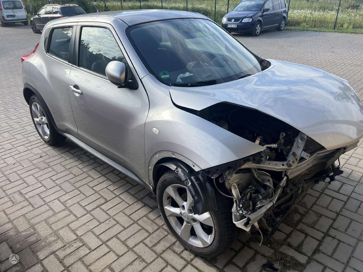 Nissan Juke dalimis. Iš vokietijos