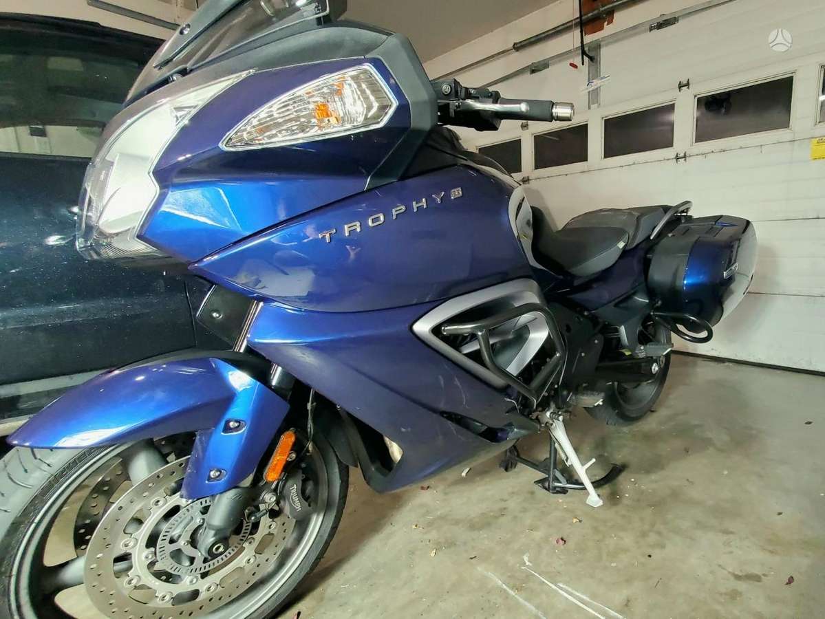 Triumph Trophy, touring / sport touring