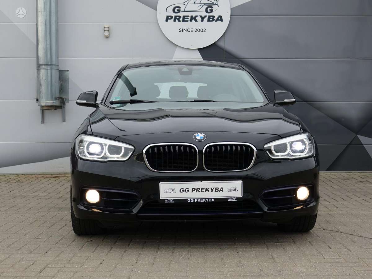 BMW 120, 1.6 l., hatchback