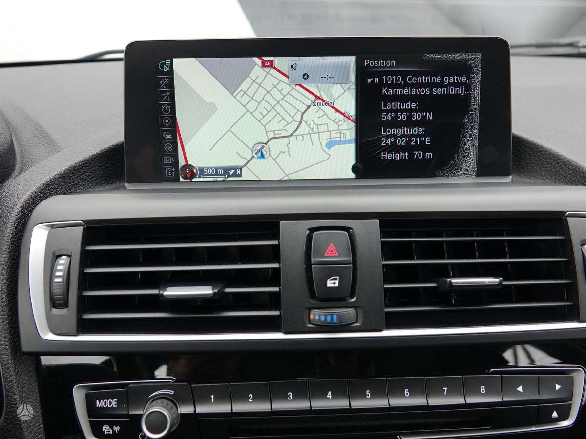 BMW 120, 1.6 l., hatchback