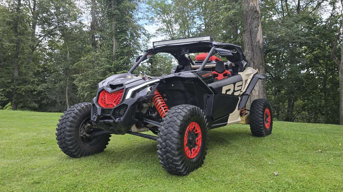 Can-Am Maverick 999cc, квадроциклы