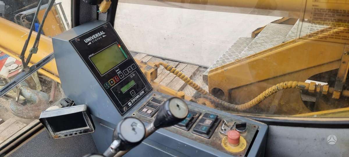 Zoomlion QY 35 V, crane