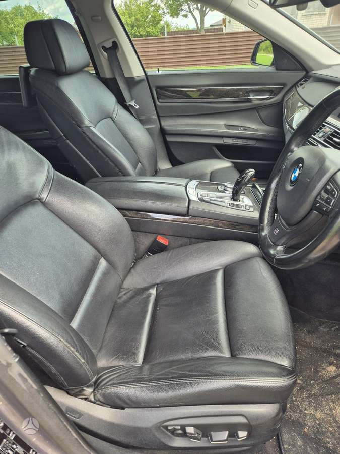 BMW 730 Dalimis f02
