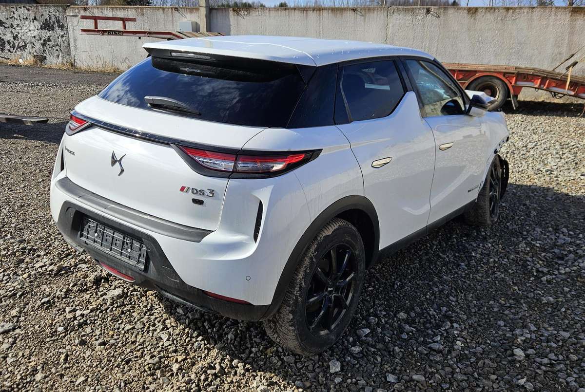 DS Automobiles DS3 Crossback
