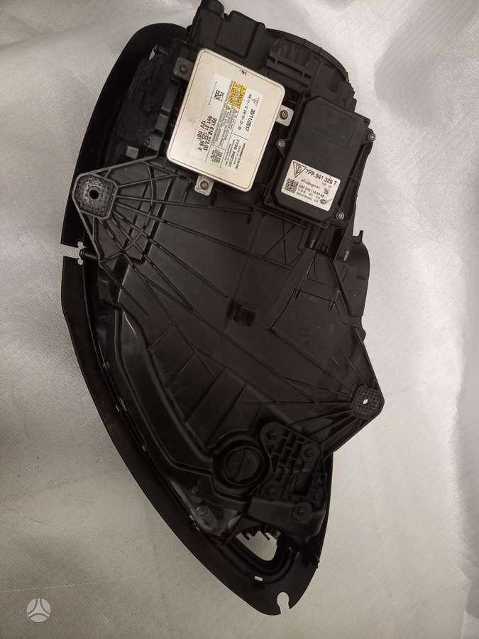 Porsche Macan body parts