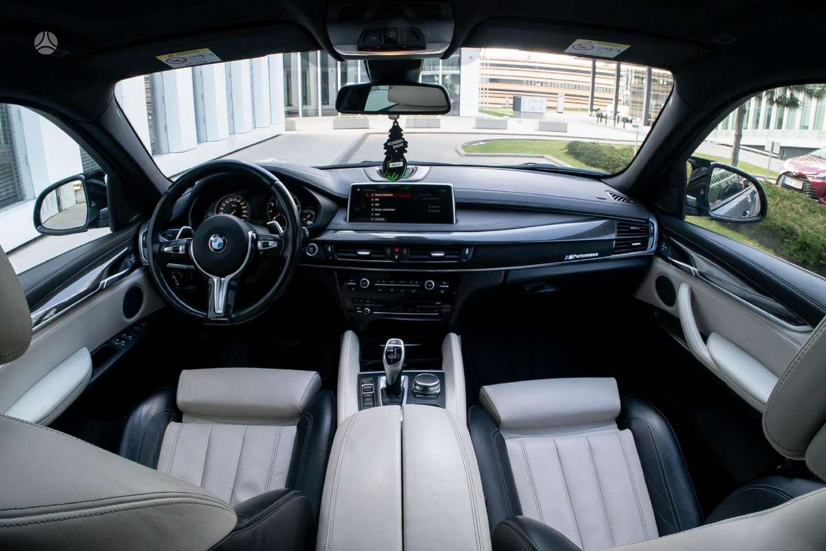 BMW X6, 2.0 l., Внедорожник / Кроссовер