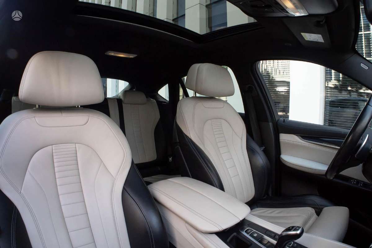 BMW X6, 2.0 l., off-road / crossover