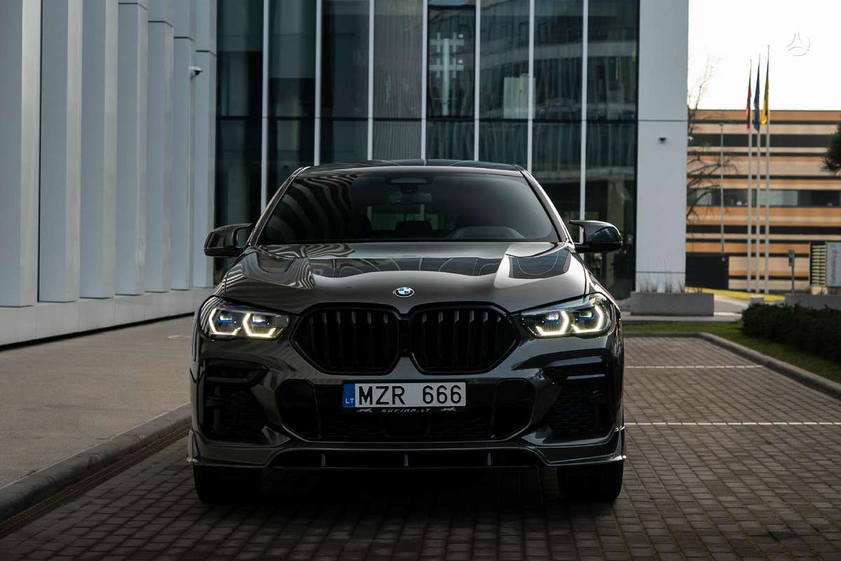 BMW X6, 3.0 l., off-road / crossover