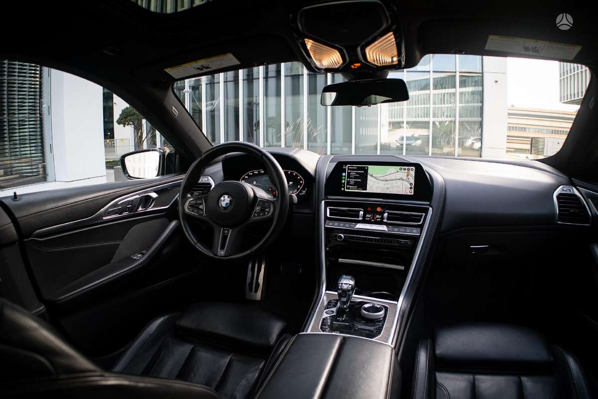 BMW 840, 3.0 l., Седан