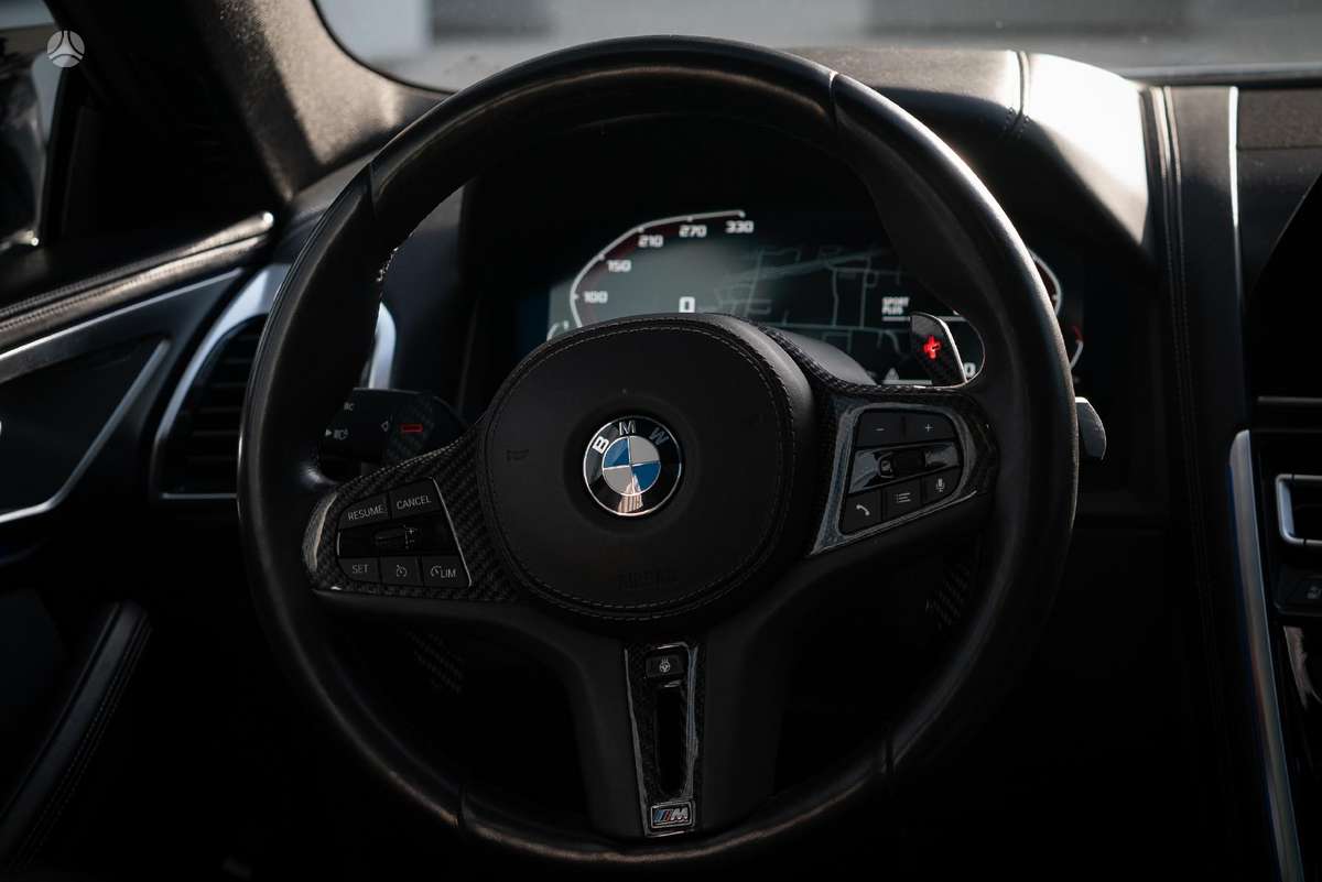 BMW 840, 3.0 l., Седан