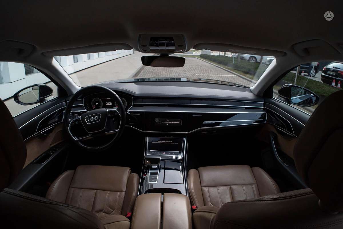 Audi A8 L, 3.0 l., Седан