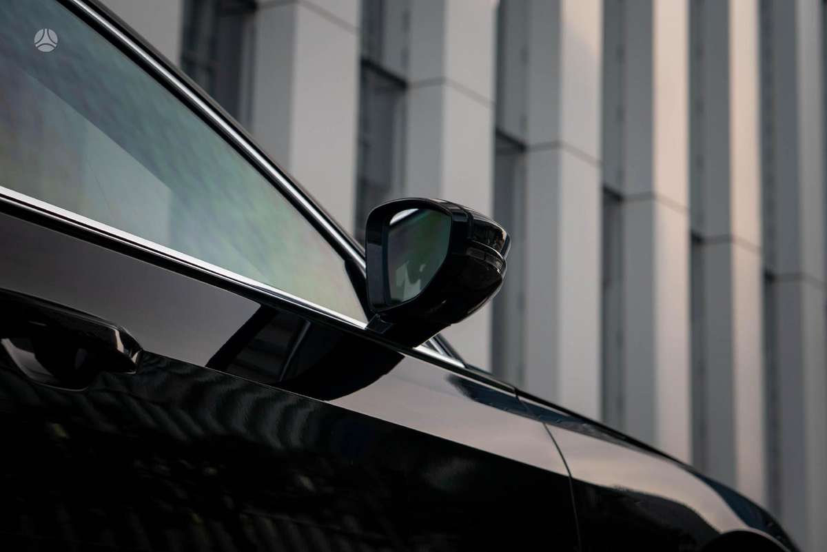 Audi A8 L, 3.0 l., Седан