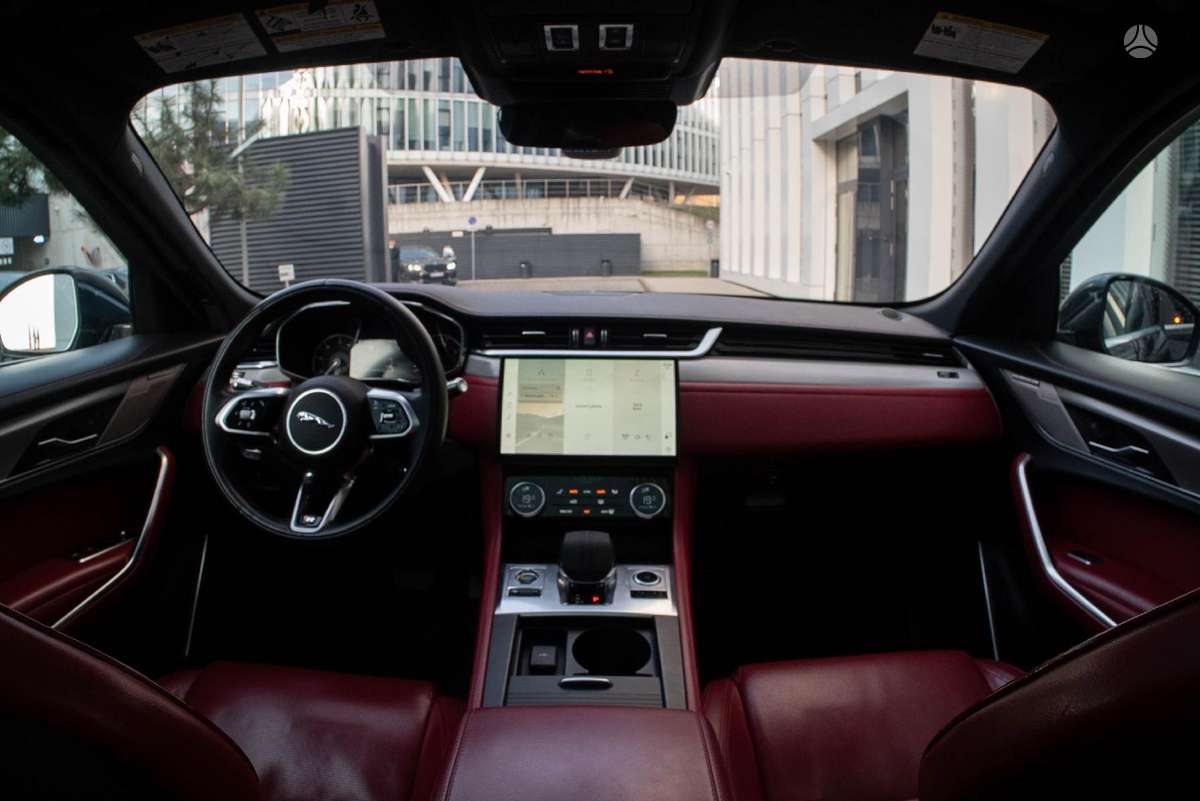 Jaguar F-Pace, 3.0 l., Внедорожник / Кроссовер