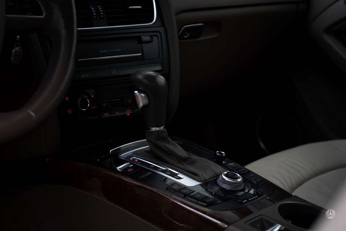 Audi A5, 2.0 l., convertible