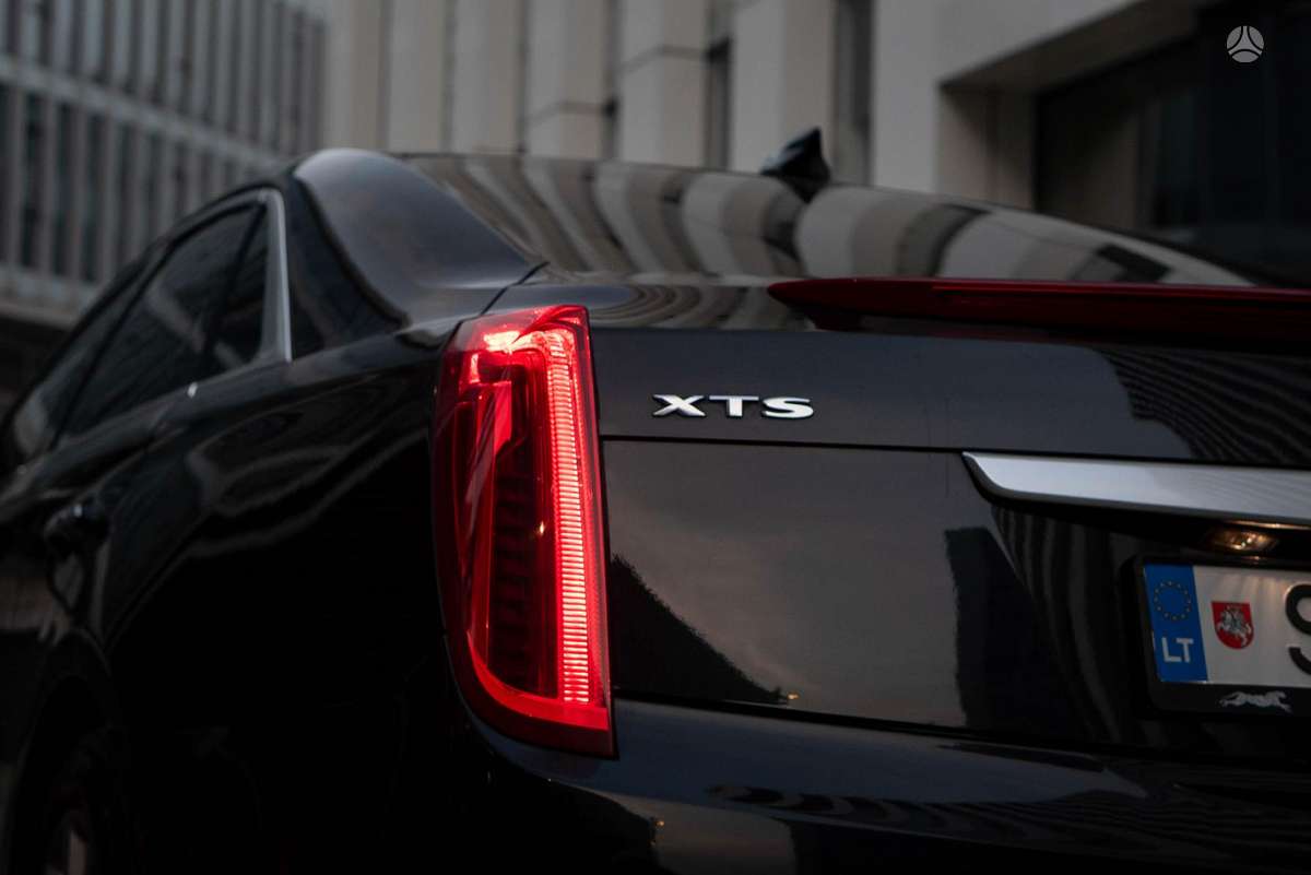 Cadillac XTS, 3.6 l., Седан