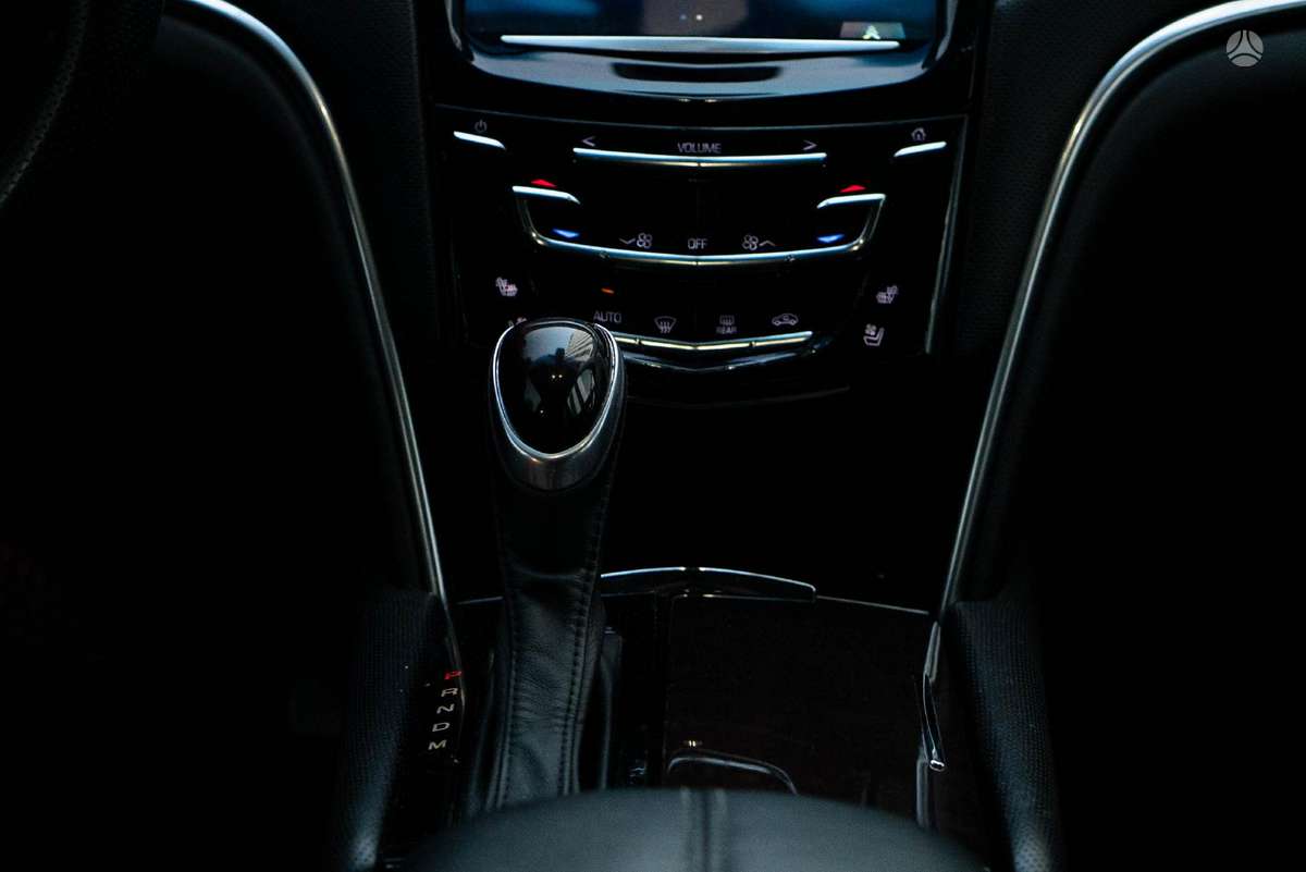 Cadillac XTS, 3.6 l., Седан