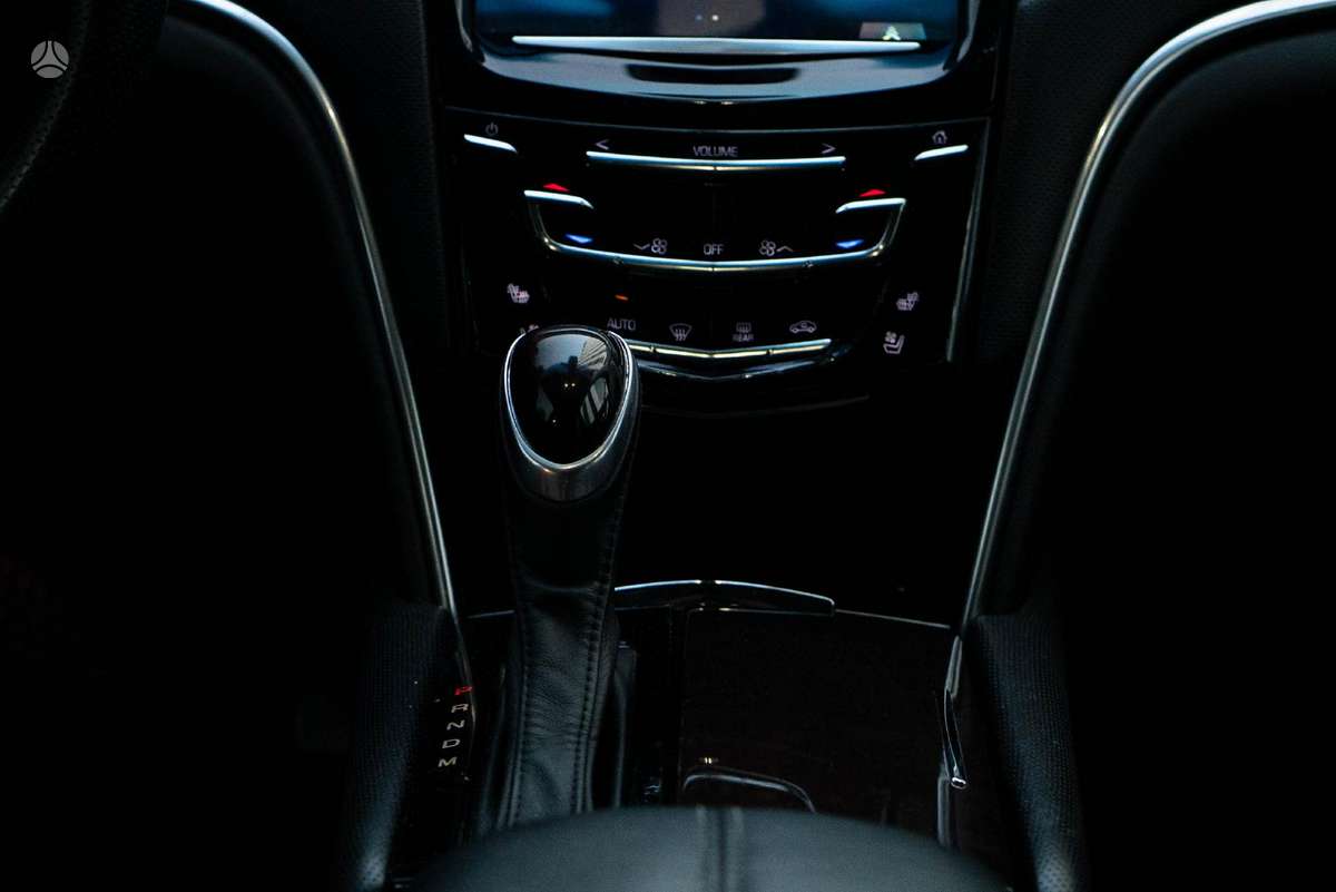 Cadillac XTS, 3.6 l., sedanas