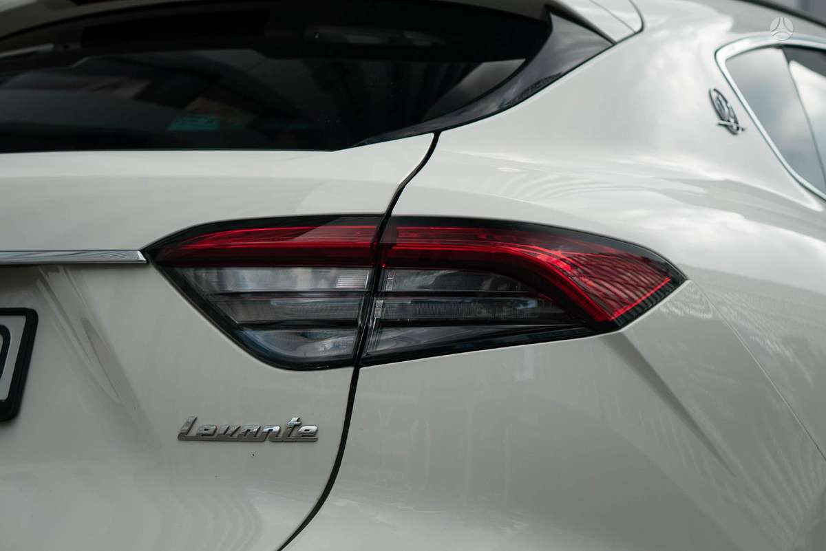 Maserati Levante, 3.0 l., off-road / crossover