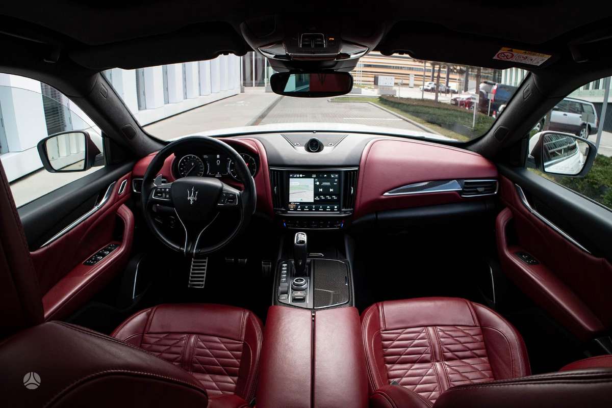 Maserati Levante, 3.0 l., off-road / crossover