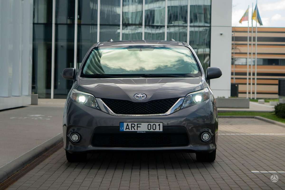 Toyota Sienna, 3.5 l., Минивэн