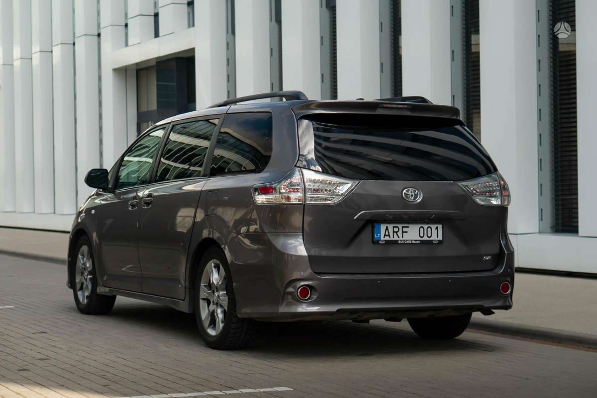 Toyota Sienna, 3.5 l., mpv / minivan
