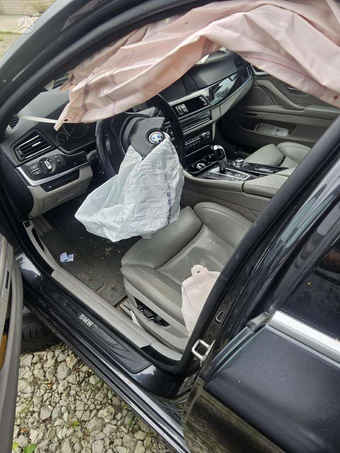 BMW 530