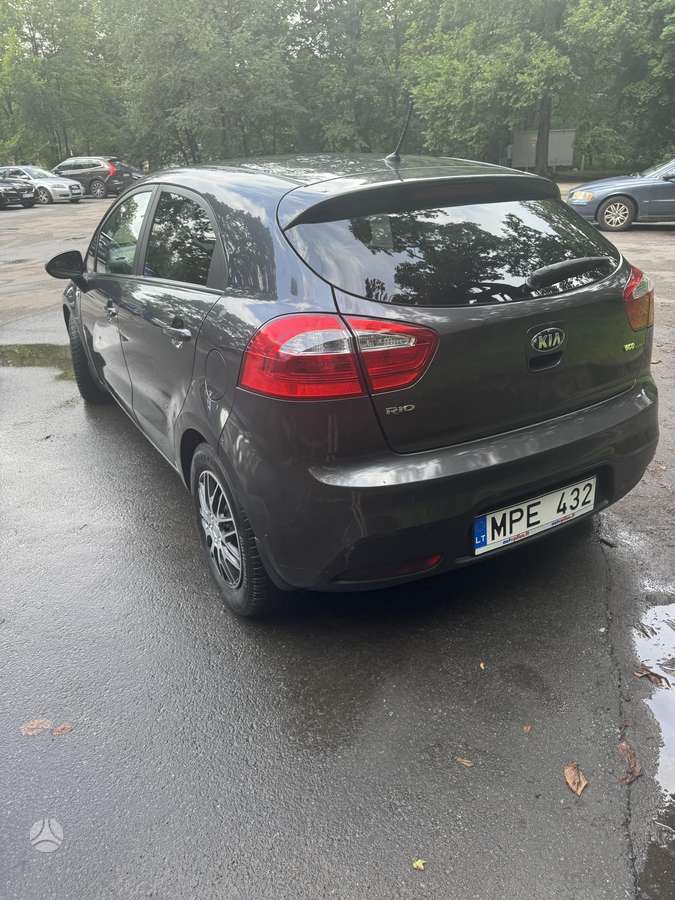 Kia Rio, 1.4 l., Хэтчбек