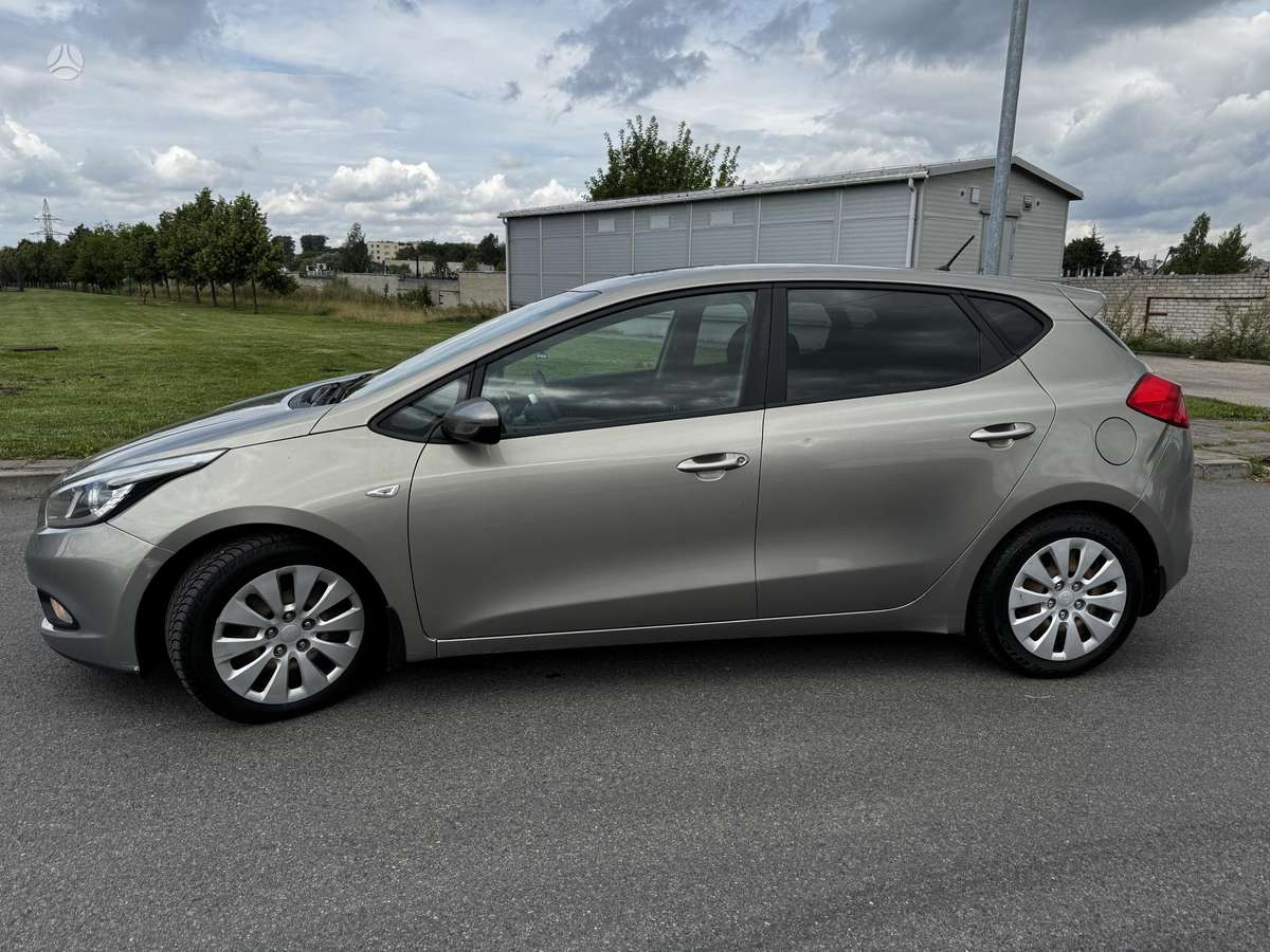 Kia Ceed, 1.4 l., Хэтчбек