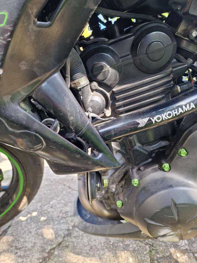 Kawasaki ER 650cc, street / classic