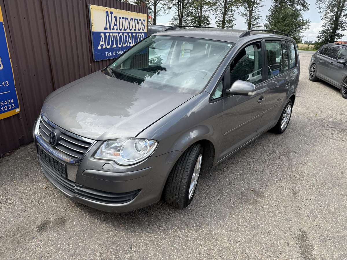 Volkswagen Touran Bmy