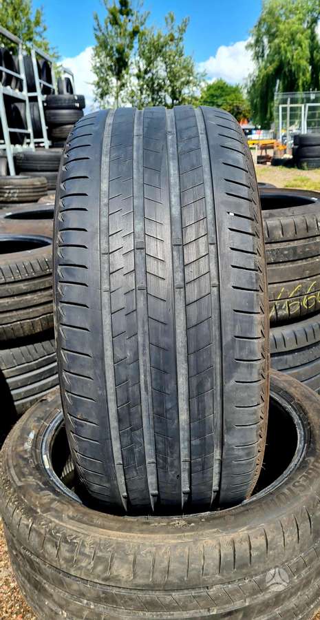 Bridgestone, vasaras 275/40 R20
