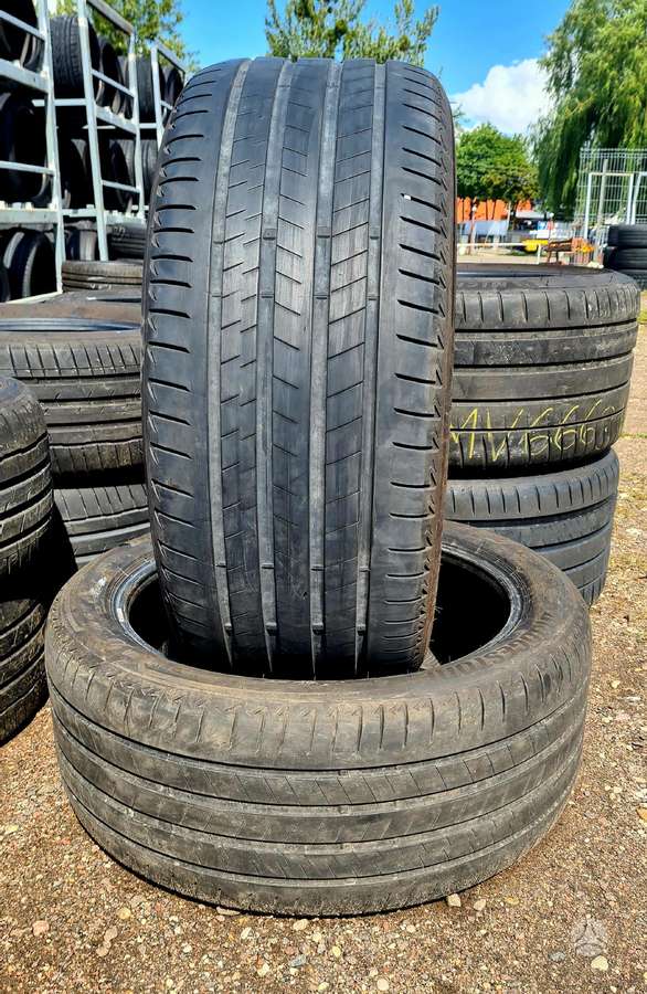 Bridgestone, vasaras 275/40 R20