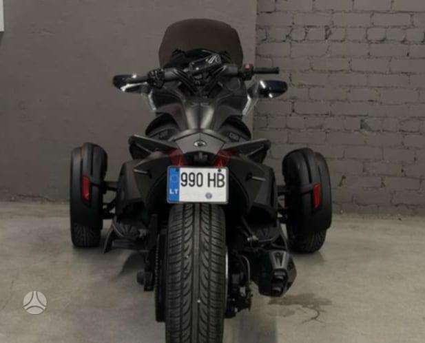 Can-Am Spyder, tricikli