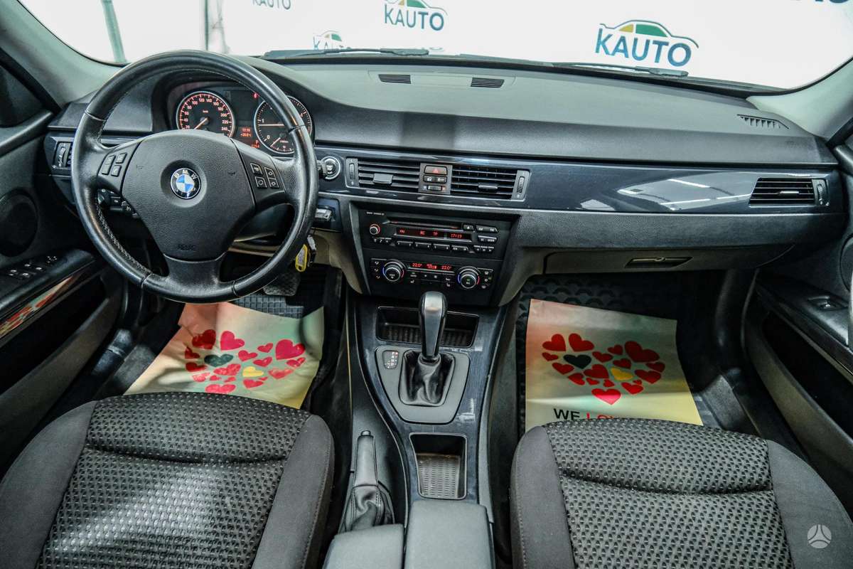 BMW 320, 2.0 l., universalas