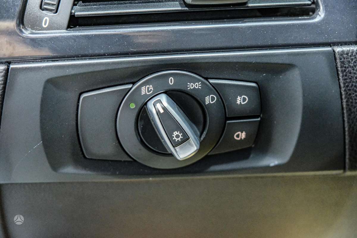 BMW 320, 2.0 l., Универсал
