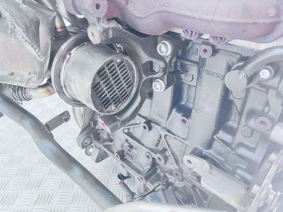 Volkswagen Passat engine parts