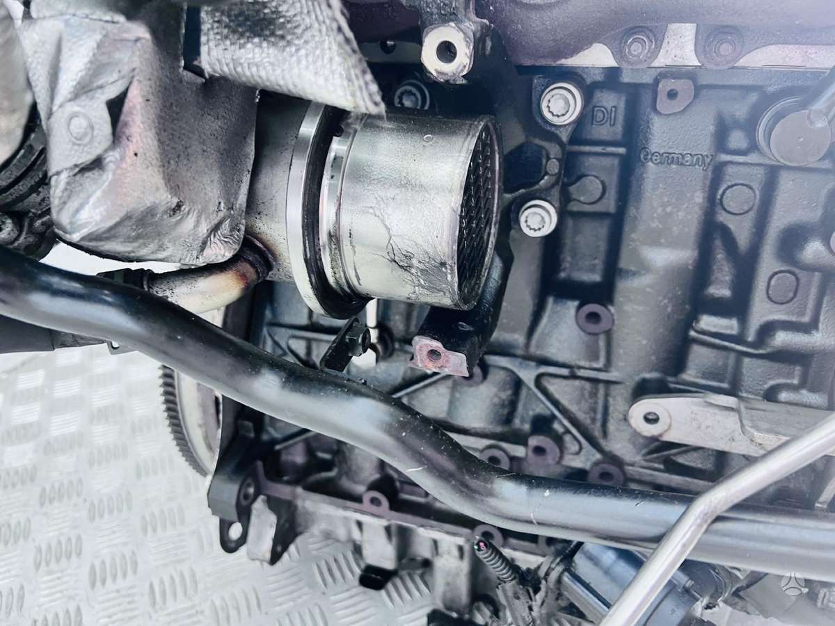 Volkswagen Passat engine parts