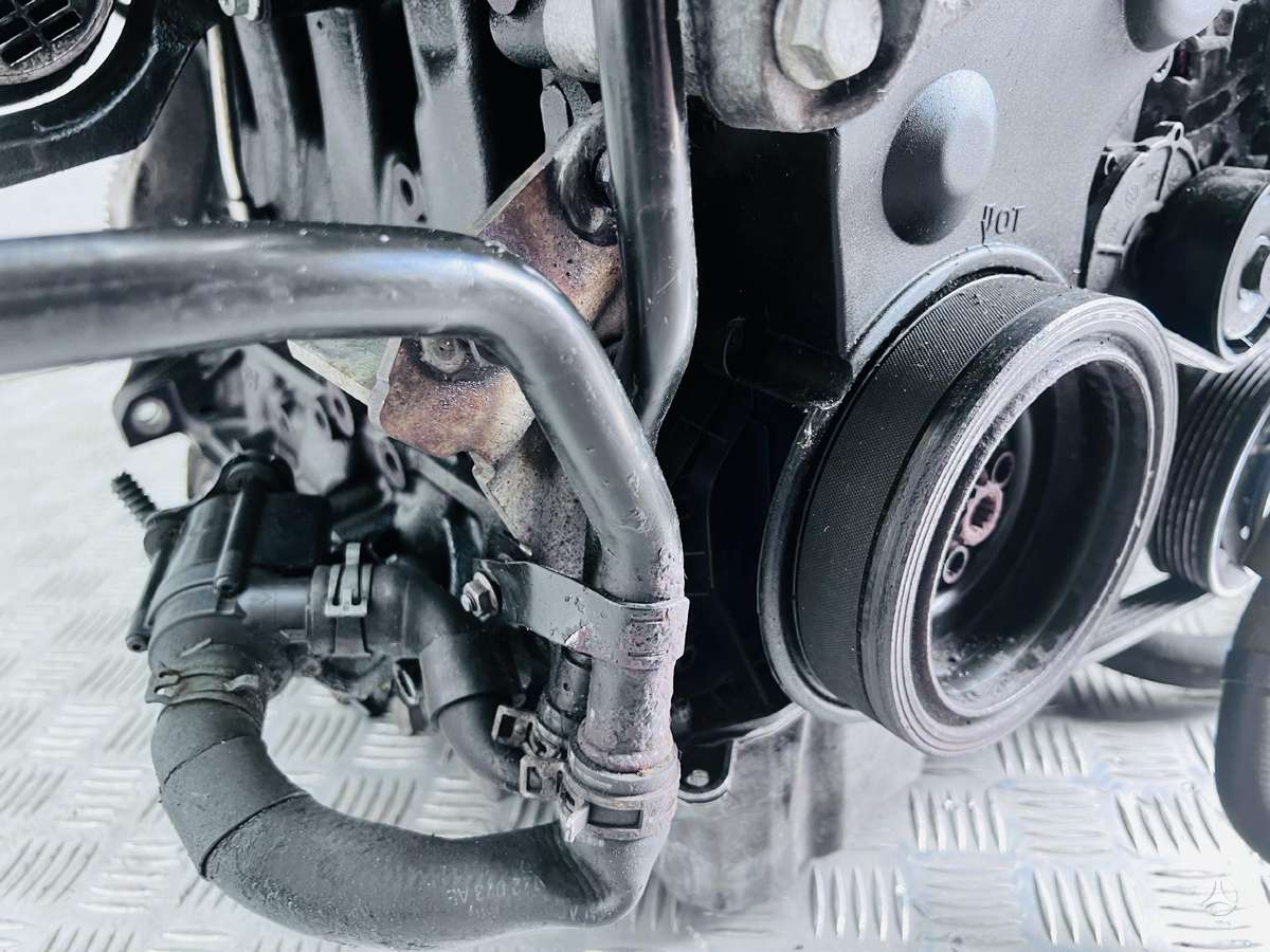 Volkswagen Passat engine parts