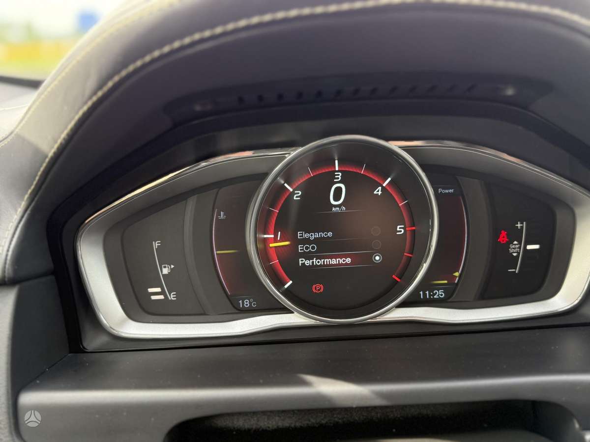 Volvo V70, 2.0 l., wagon