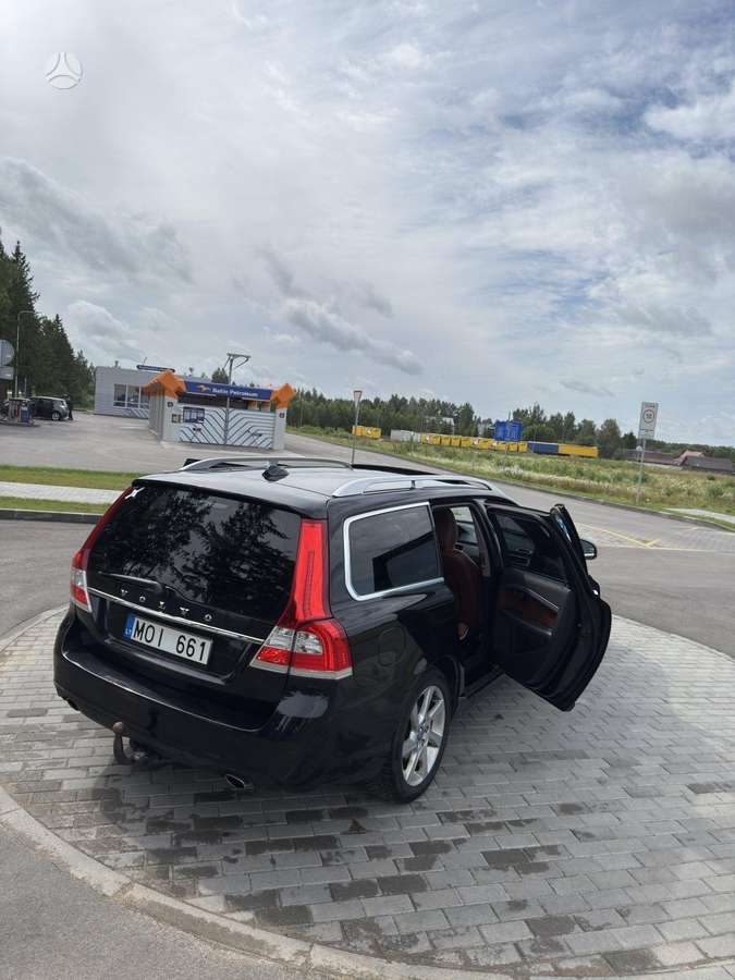Volvo V70, 2.0 l., wagon