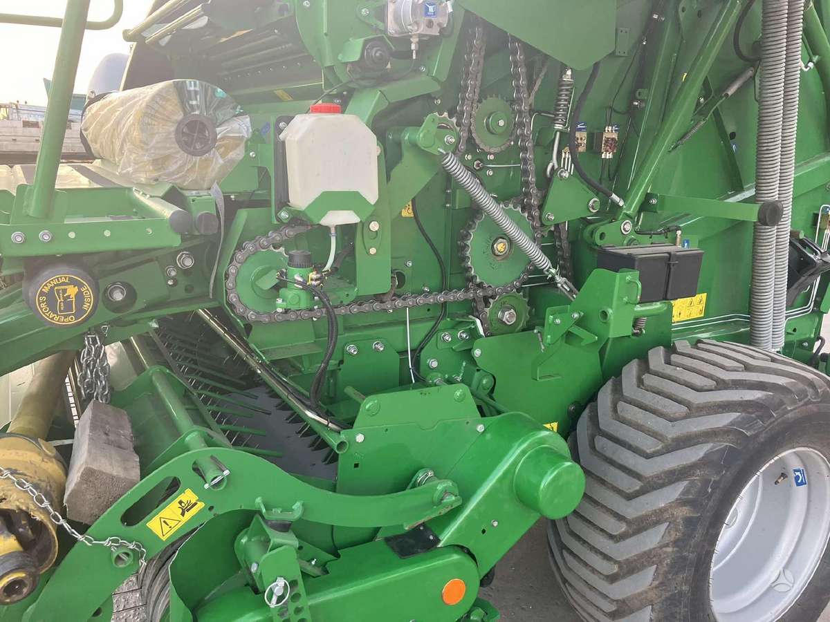 McHale V6 750, presai